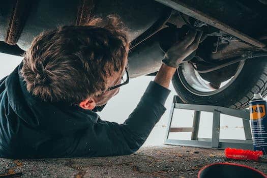 Transparent Auto Care: How to Create Trustworthy Bonds with Your Mechanics