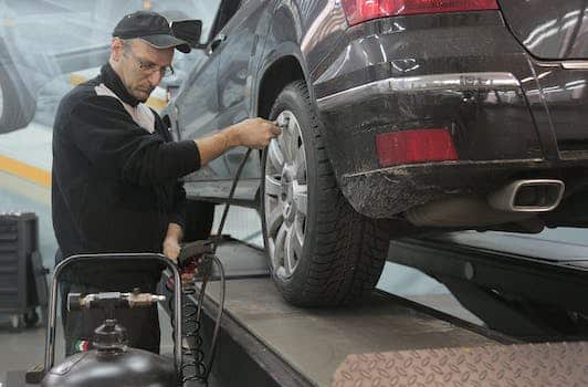 The Art of Choosing an Auto Repair Shop: Your Path to Peaceful Vehicle Maintenance
