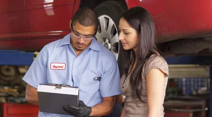 The Importance Of Customer Service In Auto Body Repair: Building Trust And Loyalty