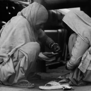 Photo "Wrench Wizards: Chronicles from the Masters of Auto Maintenance"