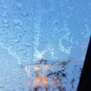 Photo "How Fast Does a Windshield Crack Spread?"