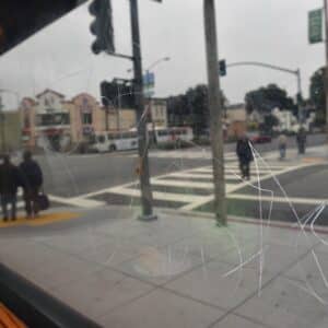 Photo "How Do You Stop a Cracked Windshield from Spreading?"