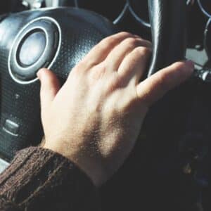 Photo "Are There Specific Warning Signs That My Transmission May Be Failing?"