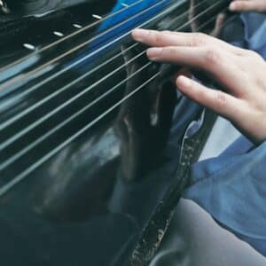 Photo "What Are the Techniques for Removing Damaged Body Panels from an Automobile?"