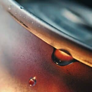 Photo "Are There Different Types of Oil Changes, and How Often Should They Be Performed?"