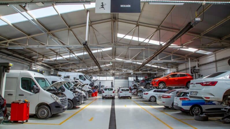 Photo Auto Body Repair