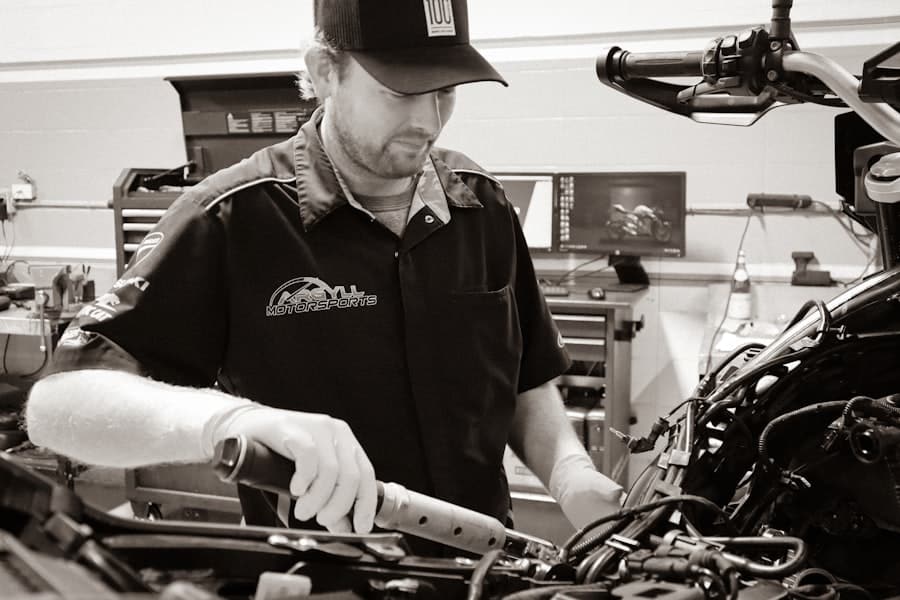 Auto Body Technicians